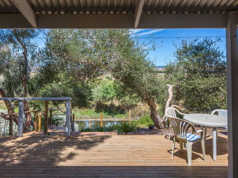 Bungala Cottage 28 Jetty Road - Sunshine Coast Guide 4