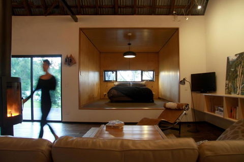 Big.Shed.House - Sunshine Coast Guide 2