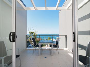 The Shoal Apartments Unit 506 / 4 8 Bullecourt Street - Sunshine Coast Guide 4