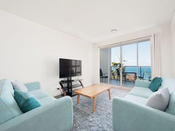 The Shoal Apartments Unit 506 / 4 8 Bullecourt Street - Sunshine Coast Guide 6