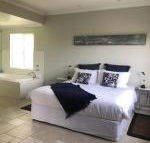 Studio Tramonto - Sunshine Coast Guide