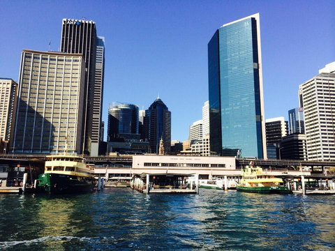 The Apartment Service CLIVE - Sunshine Coast Guide 3