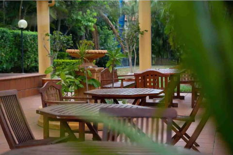 Affordable Unit Minutes To The Heart Of Surfers Paradise - Sunshine Coast Guide 1