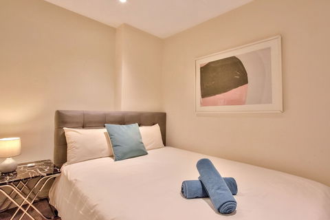 Apartment Darling Harbour Day St. 22 - Sunshine Coast Guide 4