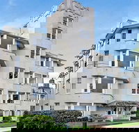 Modern Apartment with Sydneys Finest Views CP308 - Sunshine Coast Guide