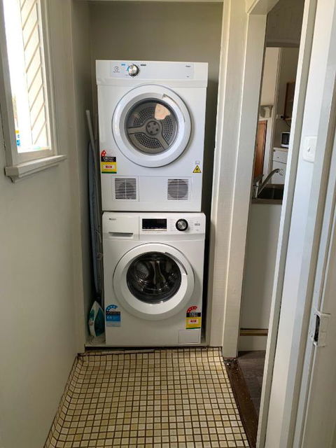 Old Sergeants Quarters - Sunshine Coast Guide 2