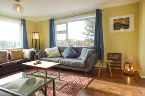Waverley Corporate Townhouses - Sunshine Coast Guide 3