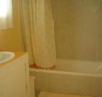 Coras Gypsum Cottage - Sunshine Coast Guide