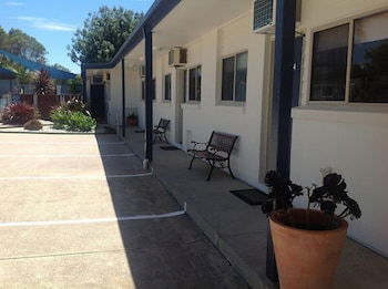 Portarlington Beach Motel - Sunshine Coast Guide 1