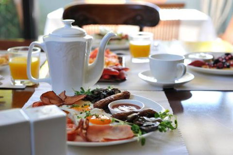 Trigg Retreat Bed & Breakfast - Sunshine Coast Guide 1