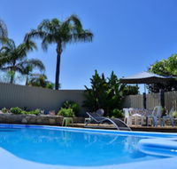 Palms Bed  Breakfast - Sunshine Coast Guide