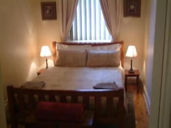 Royal Apartments - Sunshine Coast Guide 3