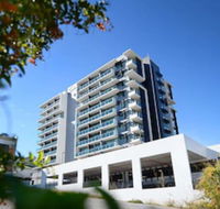 Oaks Gladstone Grand Hotel - Sunshine Coast Guide