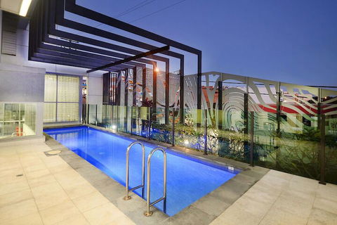 Oaks Gladstone Grand Hotel - Sunshine Coast Guide 3