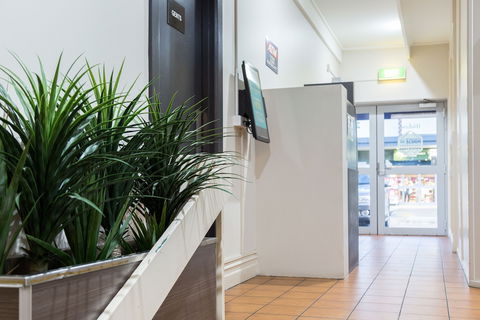 Federal Hotel - Sunshine Coast Guide 0