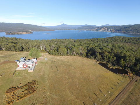The Peninsula Experience - Sunshine Coast Guide 0