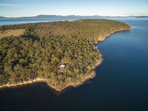 The Peninsula Experience - Sunshine Coast Guide 1