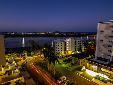 Lanai Riverside Apartments - Sunshine Coast Guide 2