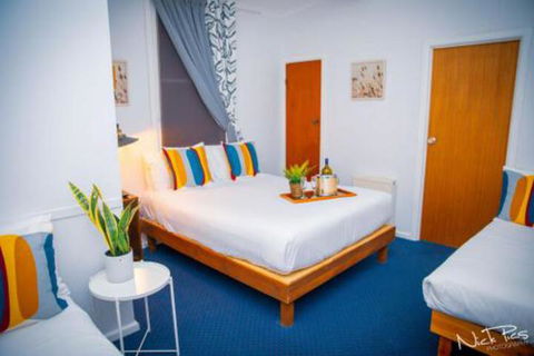 Amara Springs Guest House - Sunshine Coast Guide 2