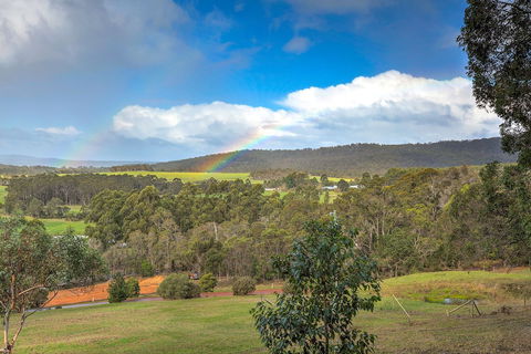 Karma Chalets - Sunshine Coast Guide 4