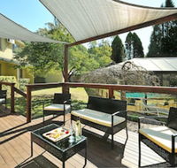 The Redleaf - Sunshine Coast Guide