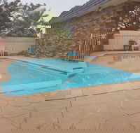 Acacia Motel Griffith - Sunshine Coast Guide