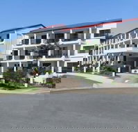 Lamor Apartments - Sunshine Coast Guide