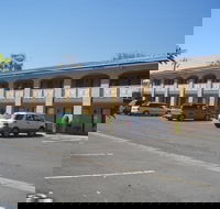 Lakeview Motel - Sunshine Coast Guide