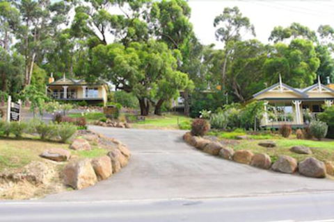 3 Kings Bed And Breakfast - Sunshine Coast Guide 1