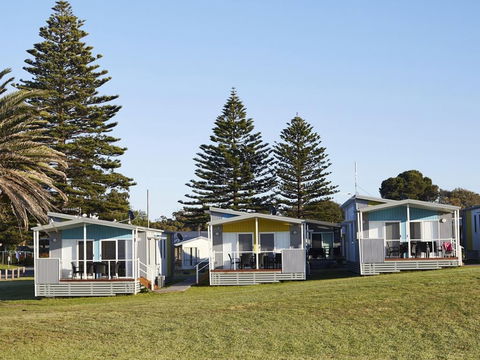 NRMA Victor Harbor Beachfront Holiday Park - Sunshine Coast Guide 0