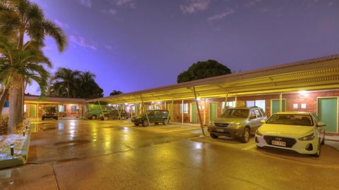 Billabong Lodge Motel - Sunshine Coast Guide 3