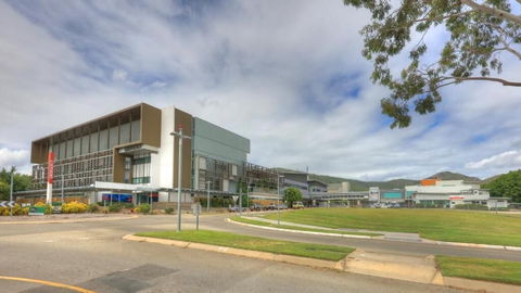 Billabong Lodge Motel - Sunshine Coast Guide 0