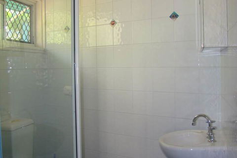 Orchid Guest House - Sunshine Coast Guide 7
