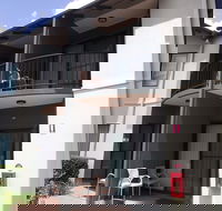 Eastgate on the Range Motel - Sunshine Coast Guide
