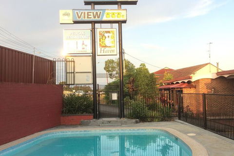 Riverview Motor Inn - Sunshine Coast Guide 7