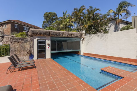 Waldorf Randwick Serviced Apartments - Sunshine Coast Guide 3
