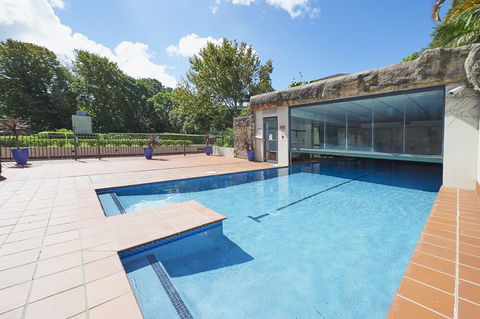 Waldorf Randwick Serviced Apartments - Sunshine Coast Guide 2
