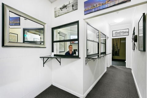 Airport Hotel Sydney - Sunshine Coast Guide 2