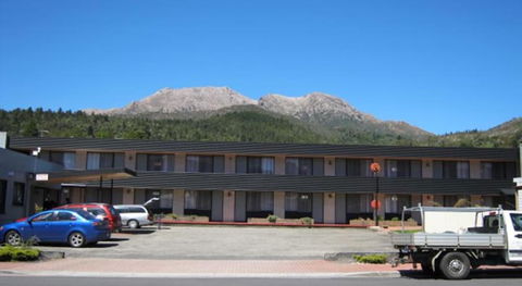 Queenstown Motor Lodge - Sunshine Coast Guide 2