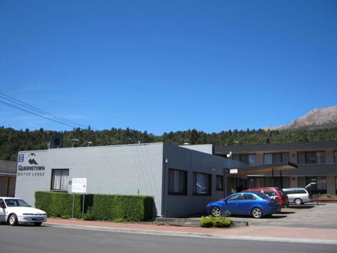 Queenstown Motor Lodge - Sunshine Coast Guide 6