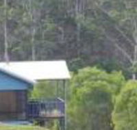 Rainbow Trail Chalets - Sunshine Coast Guide