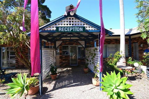 Narooma Motel - Sunshine Coast Guide 6