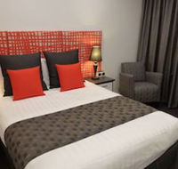 Golden Chain Tower Motor Inn - Sunshine Coast Guide