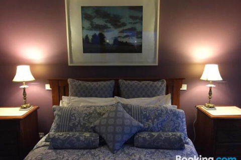 Birches Luxury Spa Chalets - Sunshine Coast Guide 3