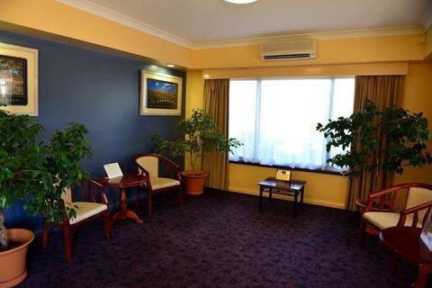 Albert Motel - Sunshine Coast Guide 2