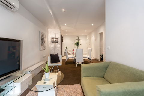 ABC Accommodation - Flinders - Sunshine Coast Guide 3