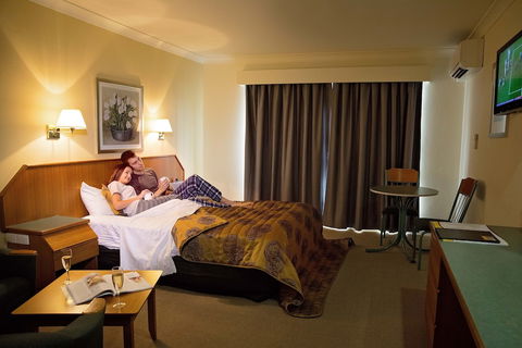 White Lace Motor Inn - Sunshine Coast Guide 4