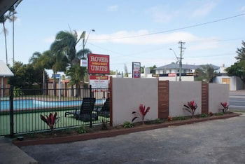 Rover Holiday Units - Sunshine Coast Guide 4