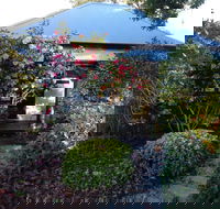 Hills Havens Cottages - Sunshine Coast Guide