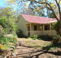 Hermitage Cottage - Sunshine Coast Guide